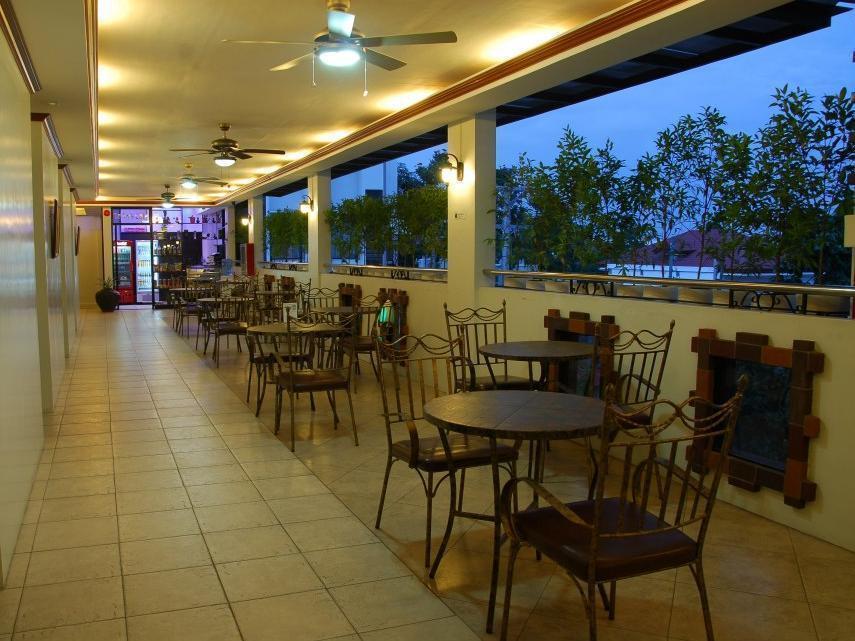 Ecoland Suites & Inn Davao City Exterior foto