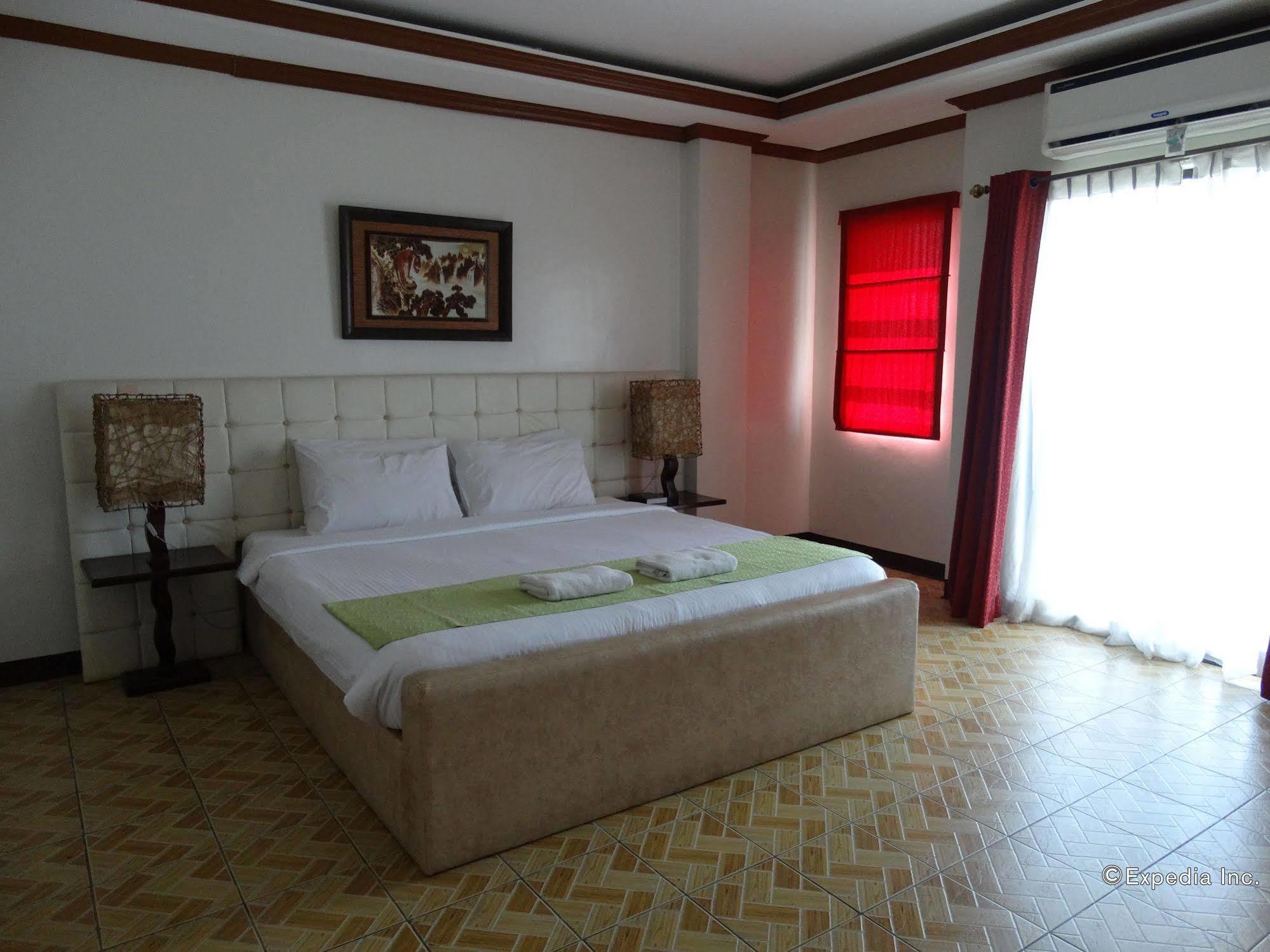 Ecoland Suites & Inn Davao City Exterior foto