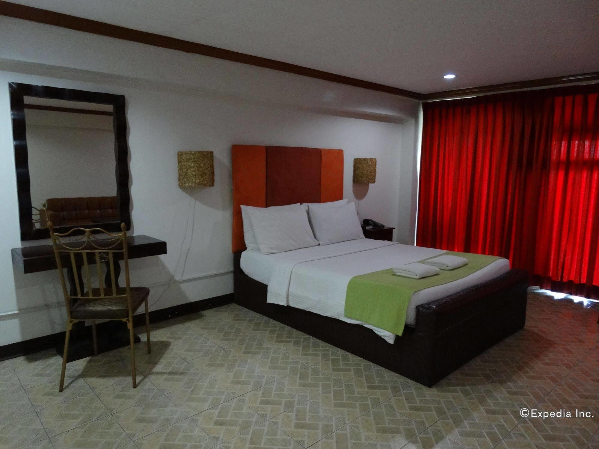 Ecoland Suites & Inn Davao City Exterior foto