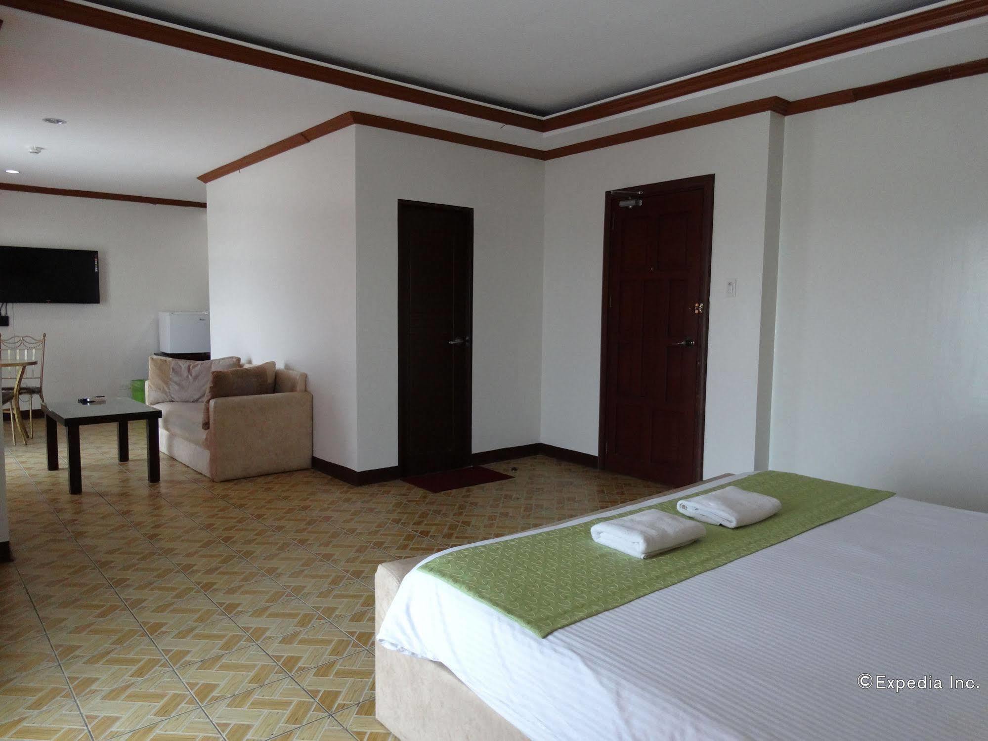Ecoland Suites & Inn Davao City Exterior foto
