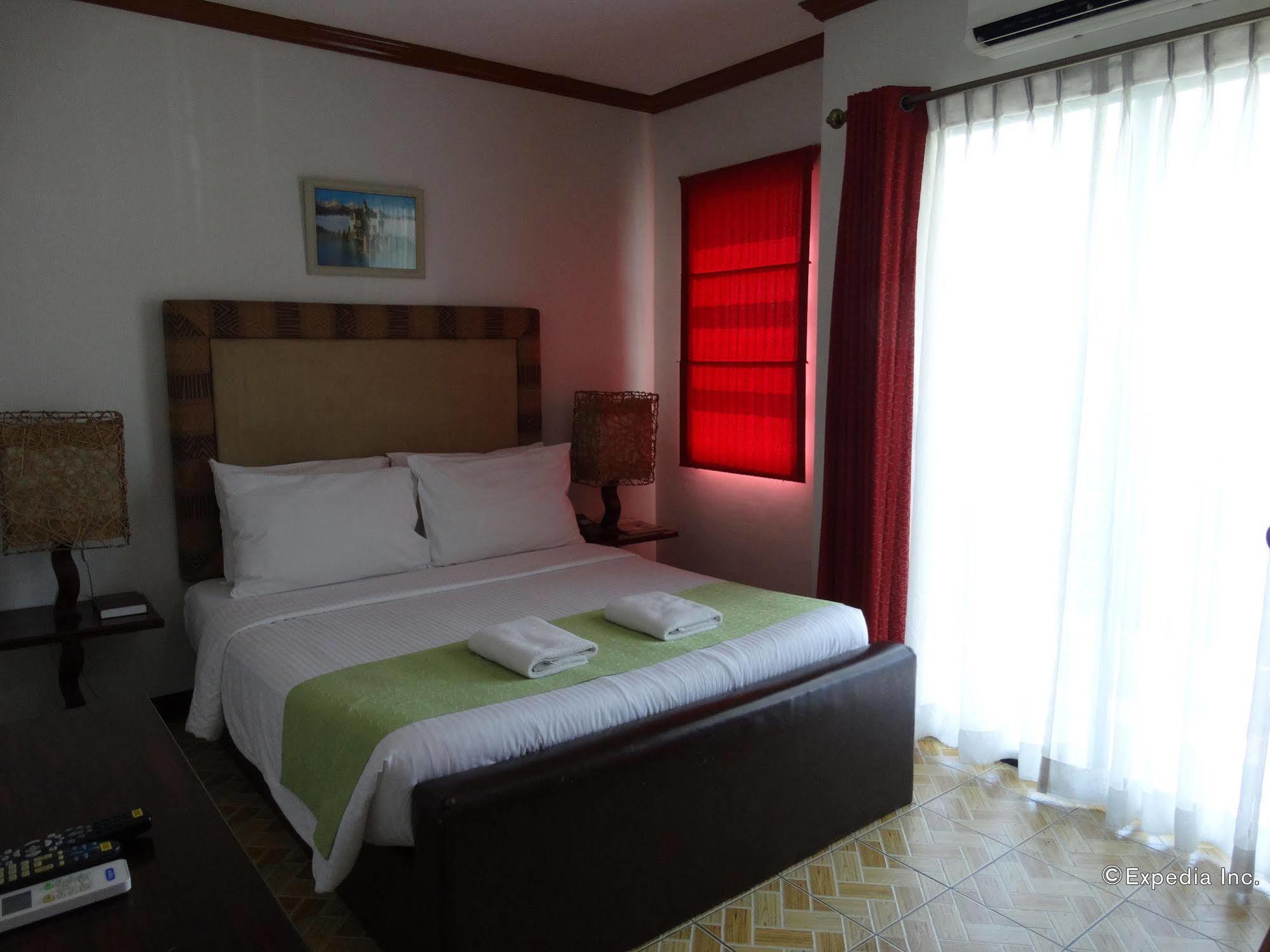 Ecoland Suites & Inn Davao City Exterior foto