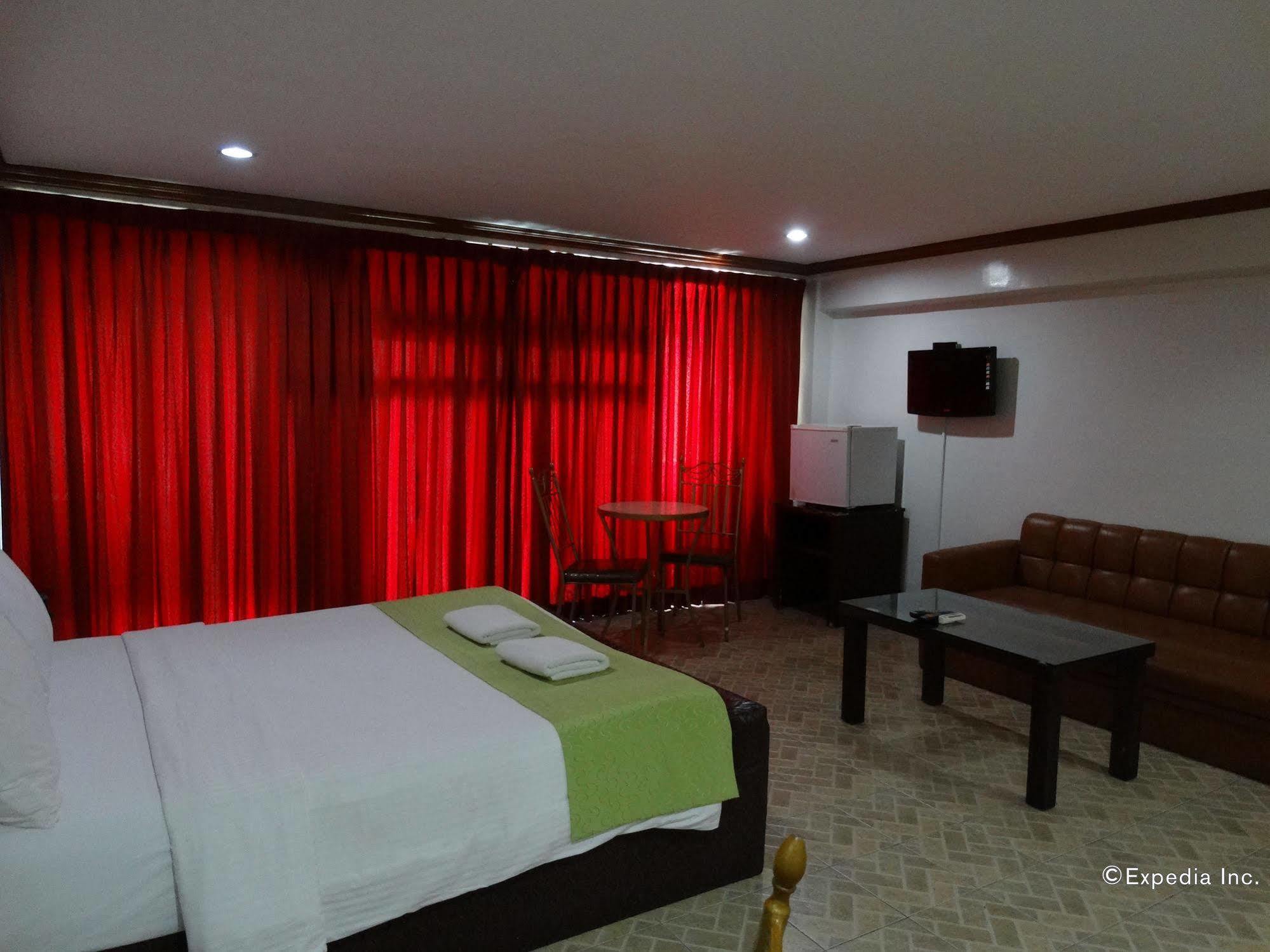 Ecoland Suites & Inn Davao City Exterior foto